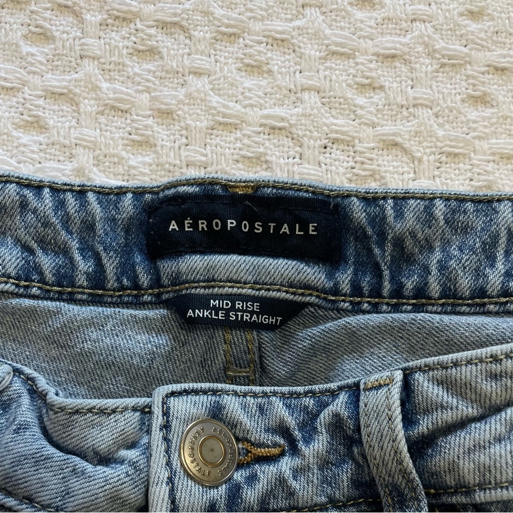 Aeropostale Mid Rise Ankle Straight Jeans - Blue~ Size 10 R Great for casual - Picture 2 of 12